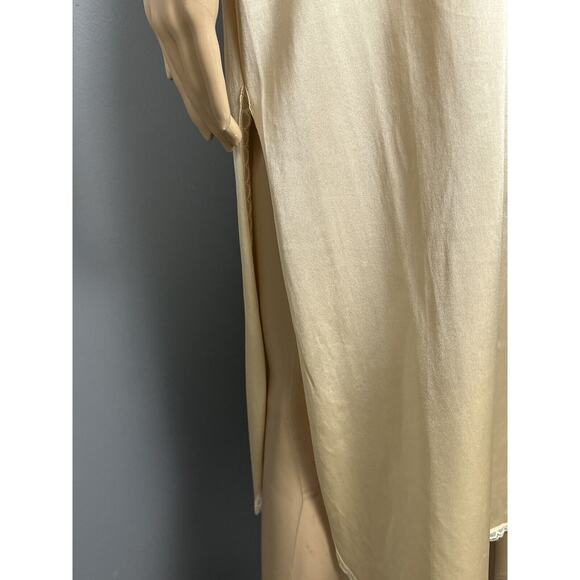 Vintage MG JCPenney Half Slip Size Small Double High Slit Antron III Nylon Tan - Picture 5 of 9